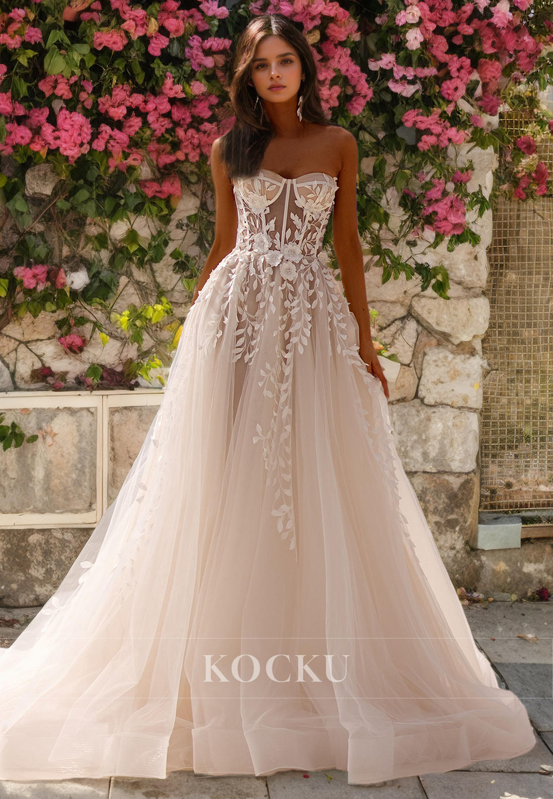 Glamorous & Dramatic Off-Shoulder Sleeveless A-Line Appliques Wedding Dress