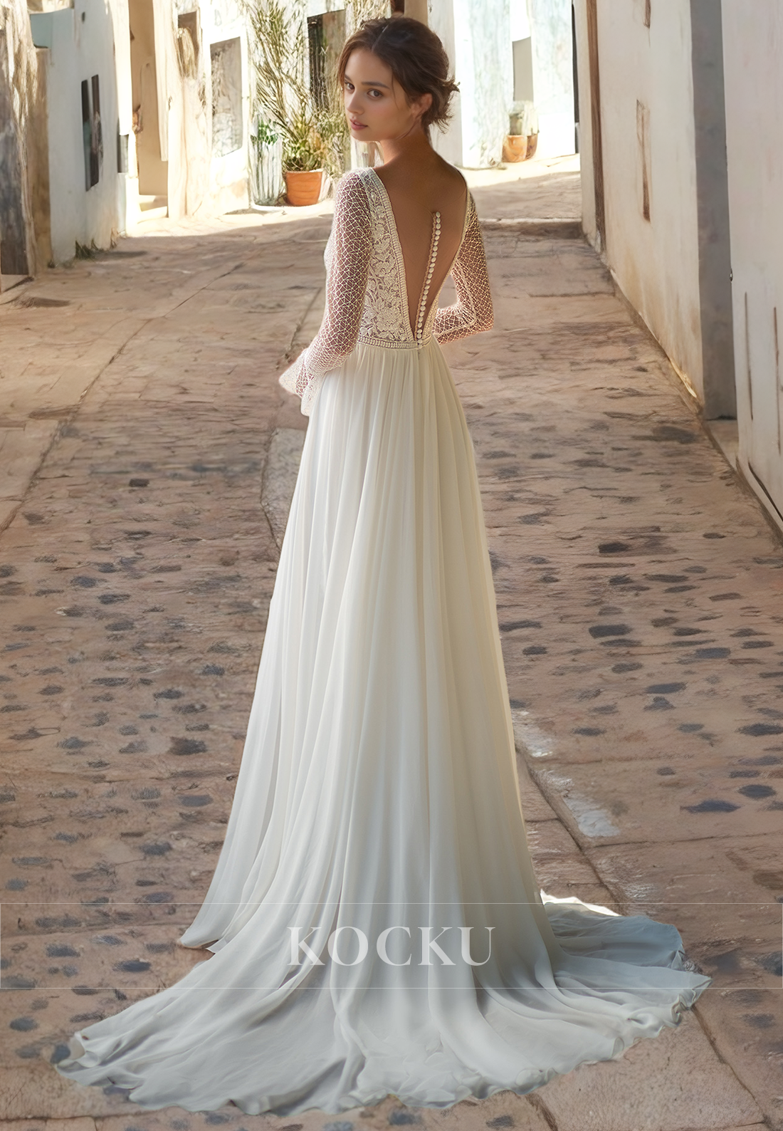 Chic & Modern V-Neck Long sleeves Backless A-Line Appliques Split Wedding Dress