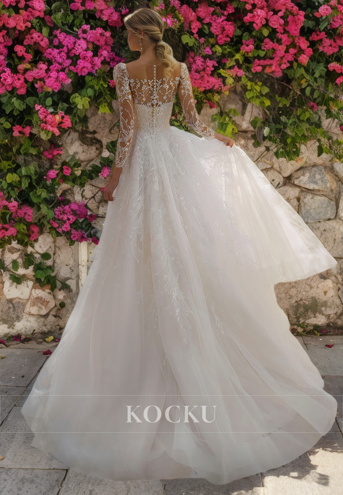 Gorgeous & Charming Square Long sleeves A-Line Appliques Tulle Wedding Dress