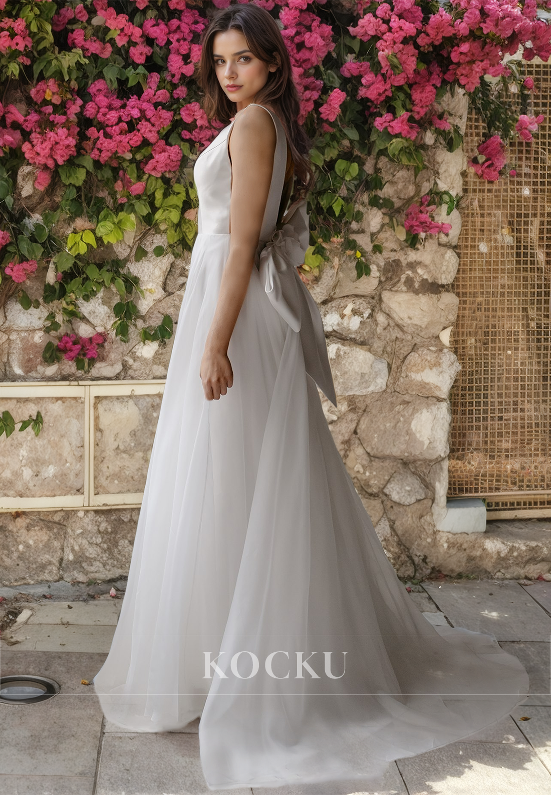 Elegant & Simple V-Neck Backless A-Line Bowknot Sleeveless Wedding Dress