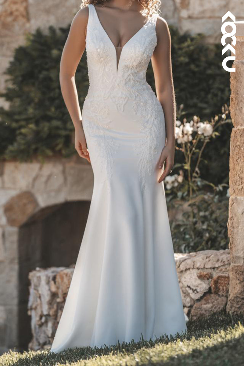 K2171 - Elegant & Luxurious V-Neck Sleeveless Mermaid Appliques Wedding Dress