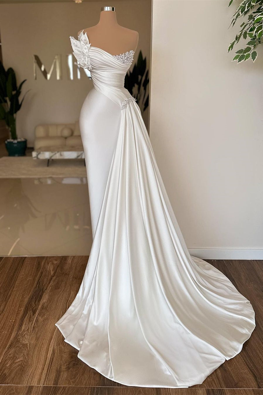 Refined Long Ivory Mermaid Sleeveless Satin Prom Gown With Pearls