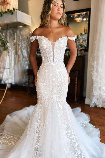 Glamorous Long Mermaid Off-the-Shoulder Lacy Sleeveless Wedding Dress with Elegant Train