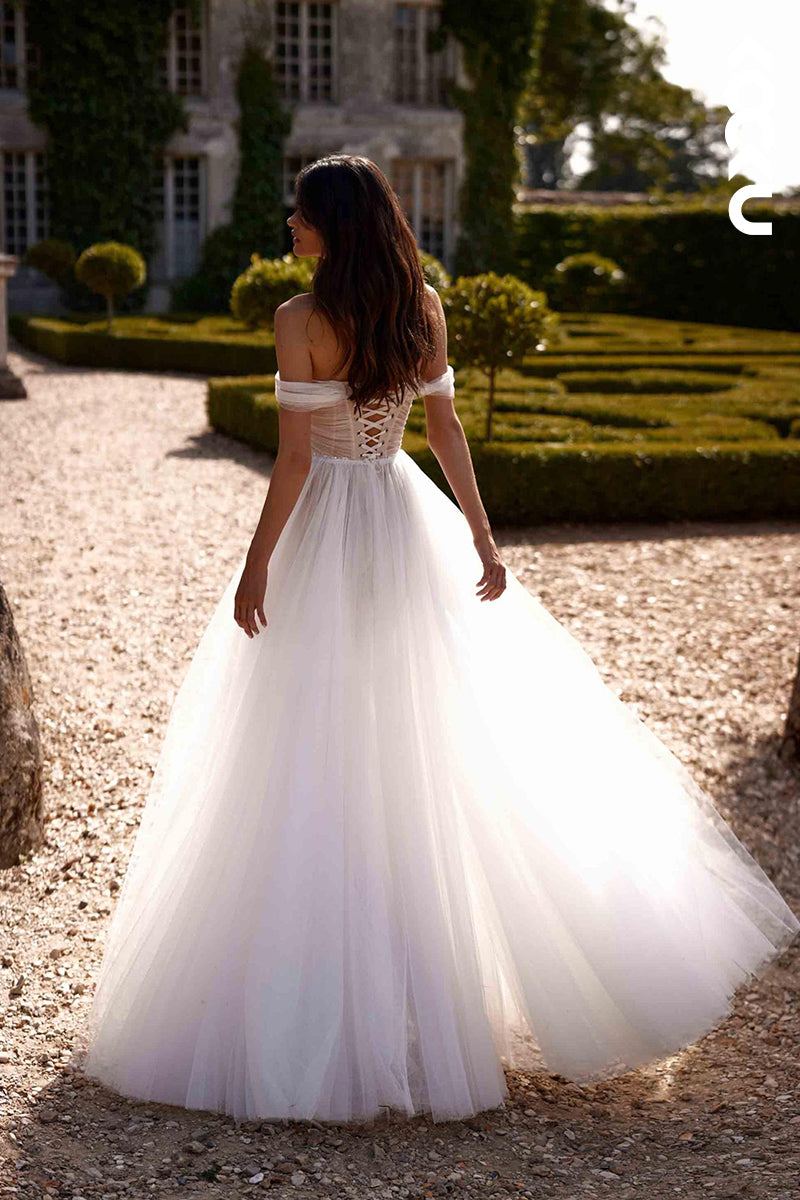 K1889 - Couture & Ornate Off-Shoulder Cap Sleeves A-line Wedding Dress