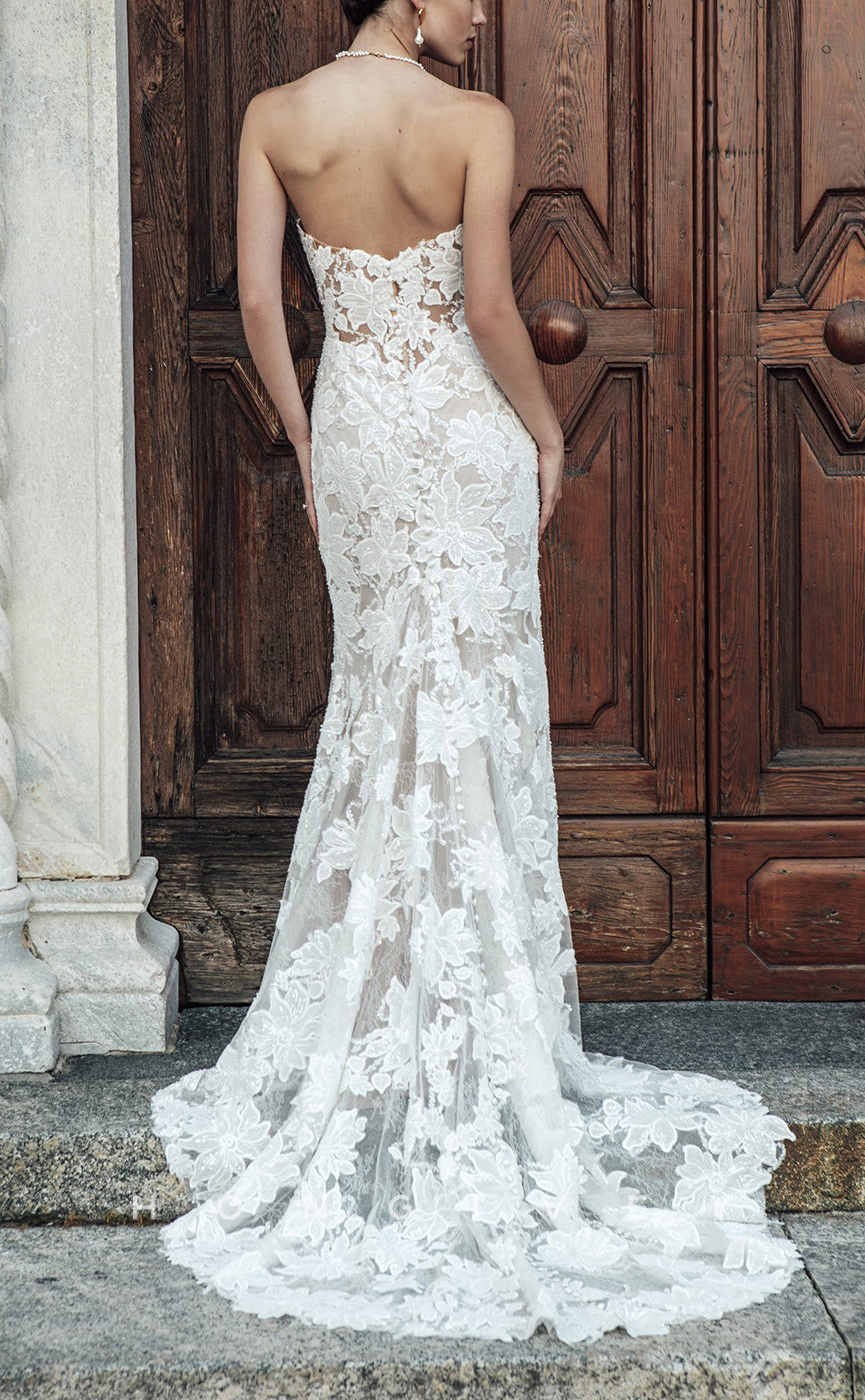 H1580 - Chic Lace Fitted Sweetheart Strapless Empire Floral Appliqued With Train Wedding Dress