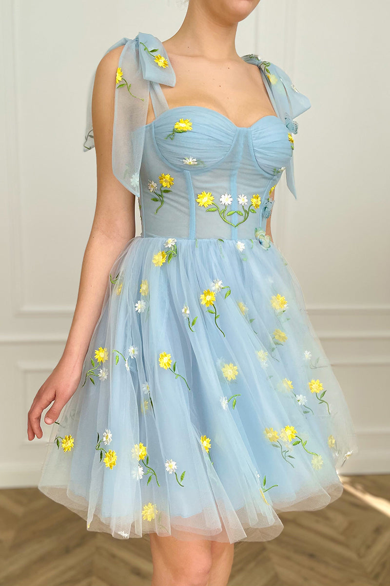 H5089 - Sweetheart Ruched Appliqued Tulle A-Line Mini Homecoming Dress