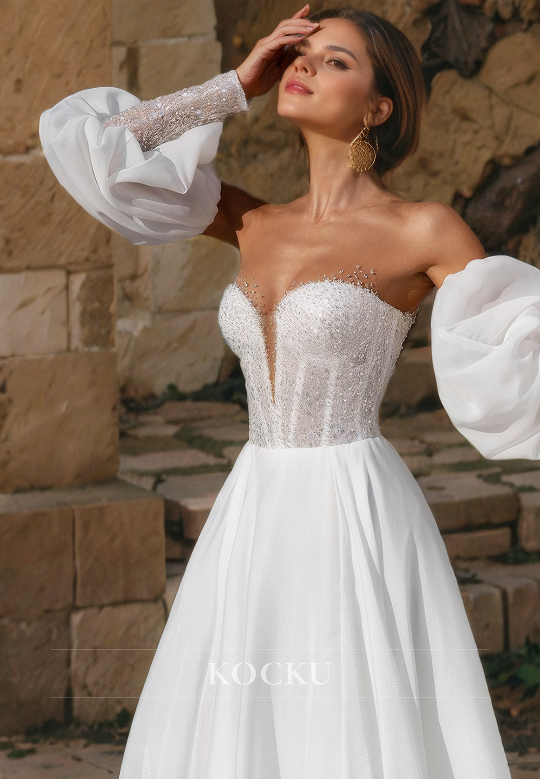 V-Neck A-Line Long Sleeves Wedding Dress High Split Sweep Train Satin Bridal Gowns with Beads