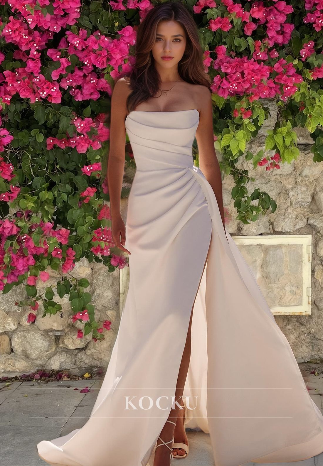 Boho Strapless Sheath Wedding Dress Floor-Length Pleated Satin Beach Dress with High Split