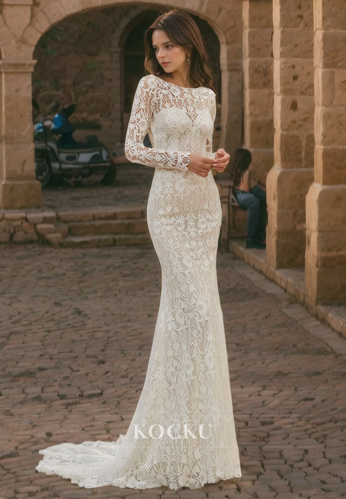 Beach Wedding Dress Square Neck Long Sleeves Sheath Lace Boho Wedding Dress with Train