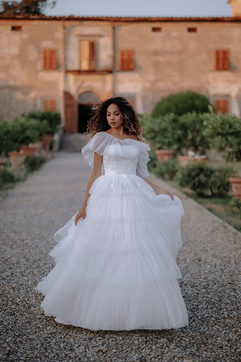 K1189 - Strapless Lace Appliqued Tulle Ball Wedding Gown With Detachable Gown