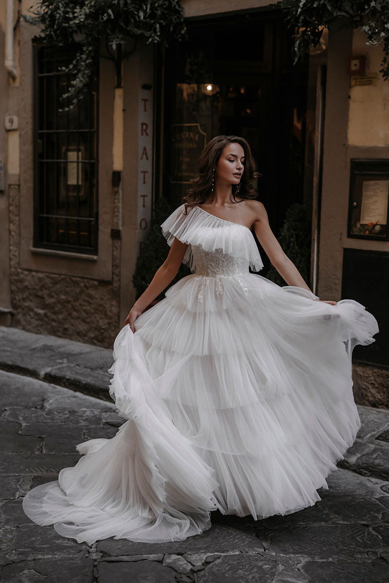 K1189 - Strapless Lace Appliqued Tulle Ball Wedding Gown With Detachable Gown