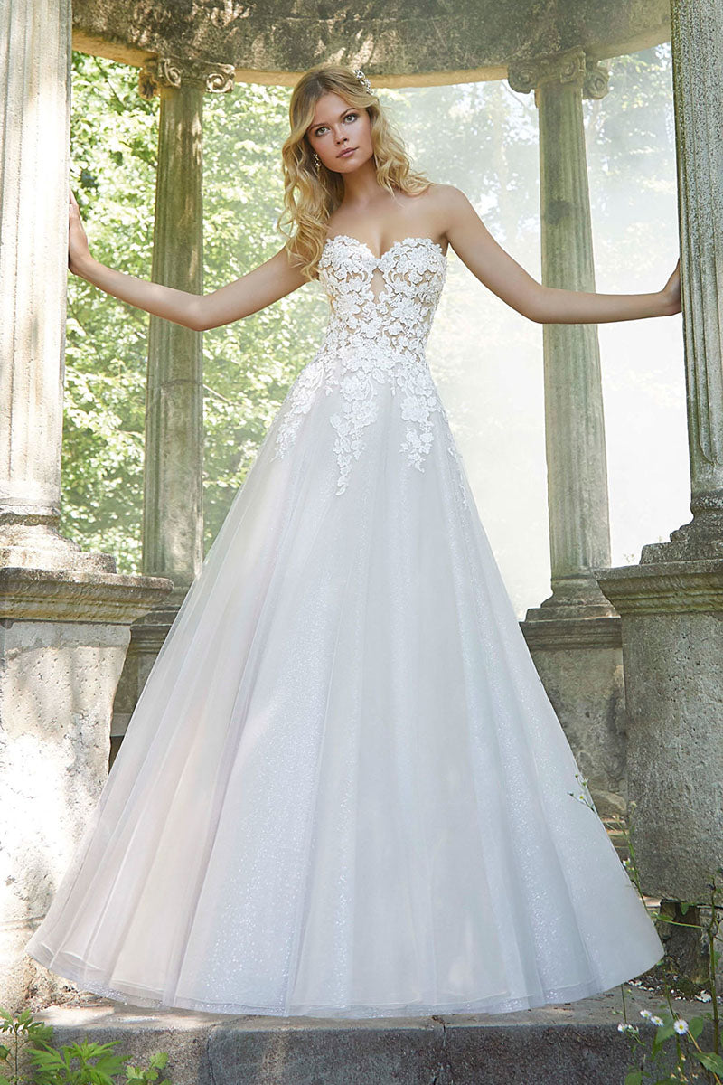 K1196 - Sweetheart Lace Appliqued Tulle Ball Wedding Gown With Sweep Train