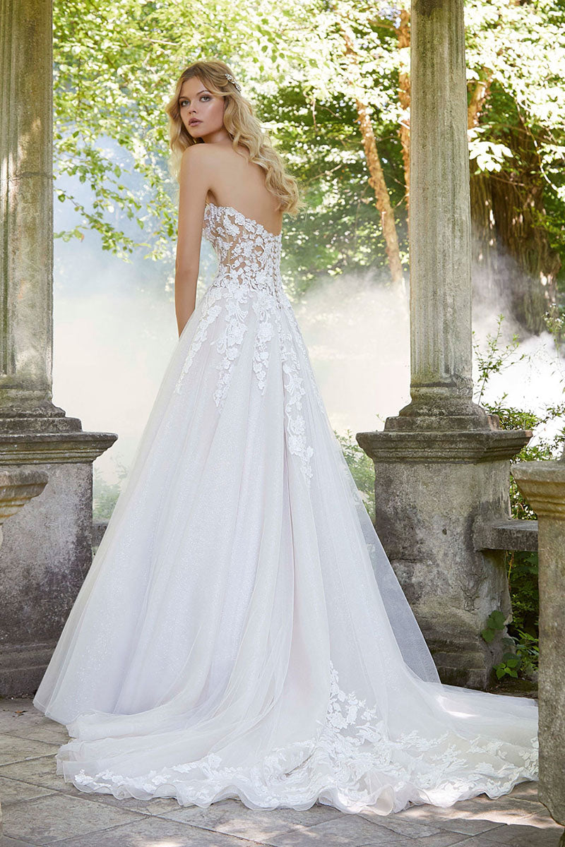 K1196 - Sweetheart Lace Appliqued Tulle Ball Wedding Gown With Sweep Train