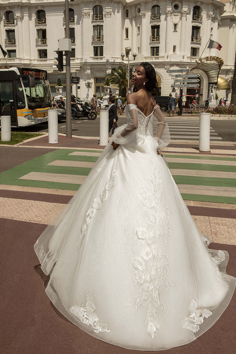 K1200 - Sweetheart Off-Shoulder Lace Appliqued Long Ball Wedding Gown