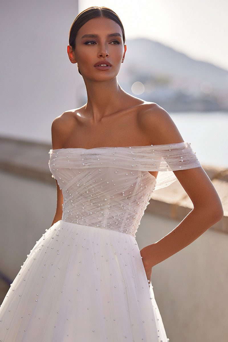 K1204 - Sweetheart Strapless Off-Shoulder Ruched Tulle Ball Wedding Gown