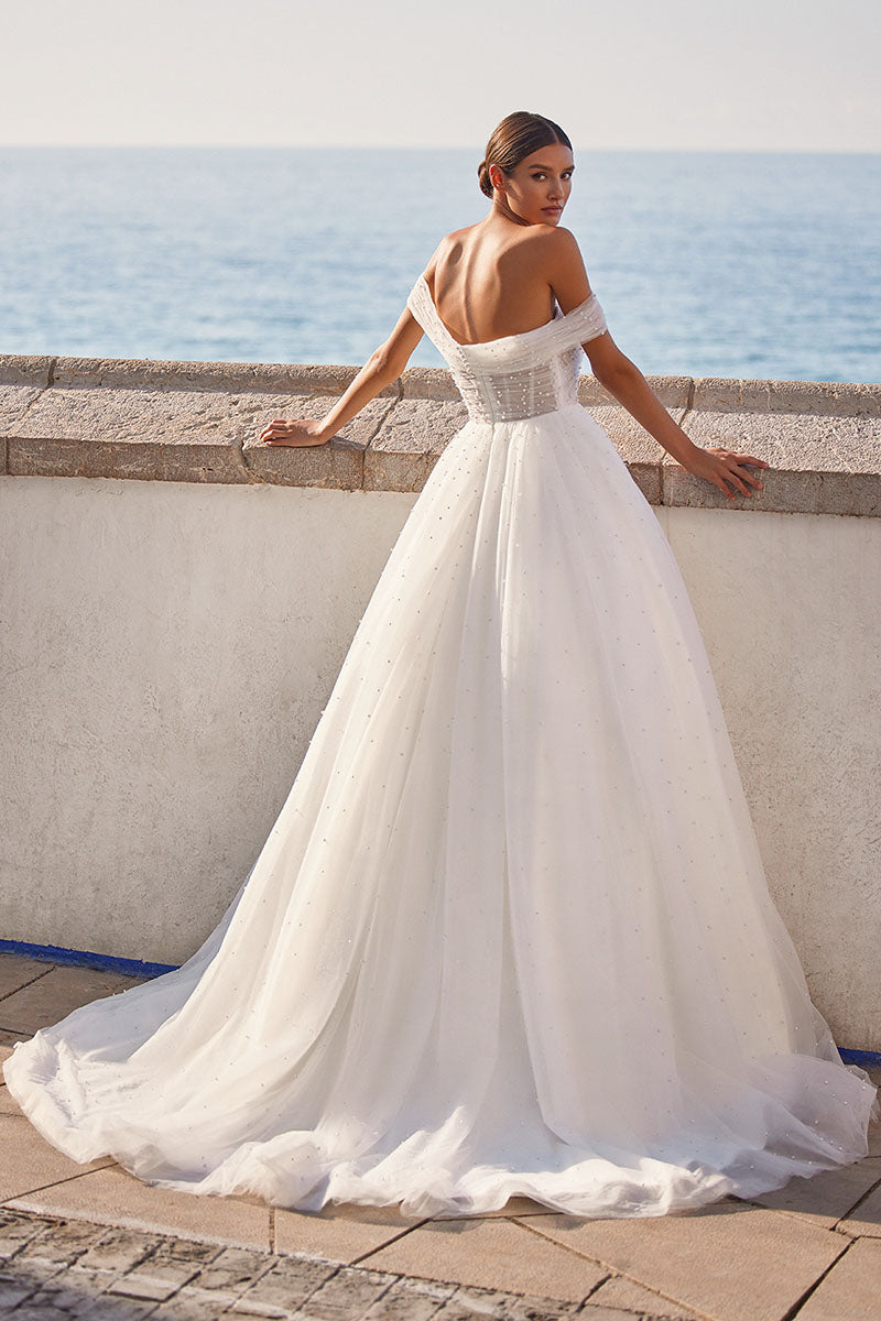 K1204 - Sweetheart Strapless Off-Shoulder Ruched Tulle Ball Wedding Gown