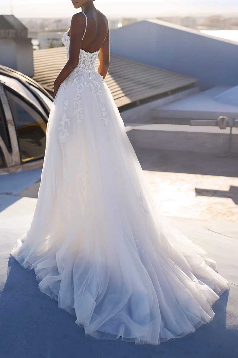 K1290 - Sweetheart Spaghetti Straps Lace Appliqued Tulle A-Line Long Wedding Gown