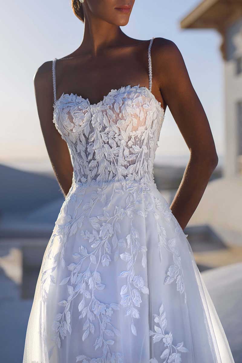 K1290 - Sweetheart Spaghetti Straps Lace Appliqued Tulle A-Line Long Wedding Gown