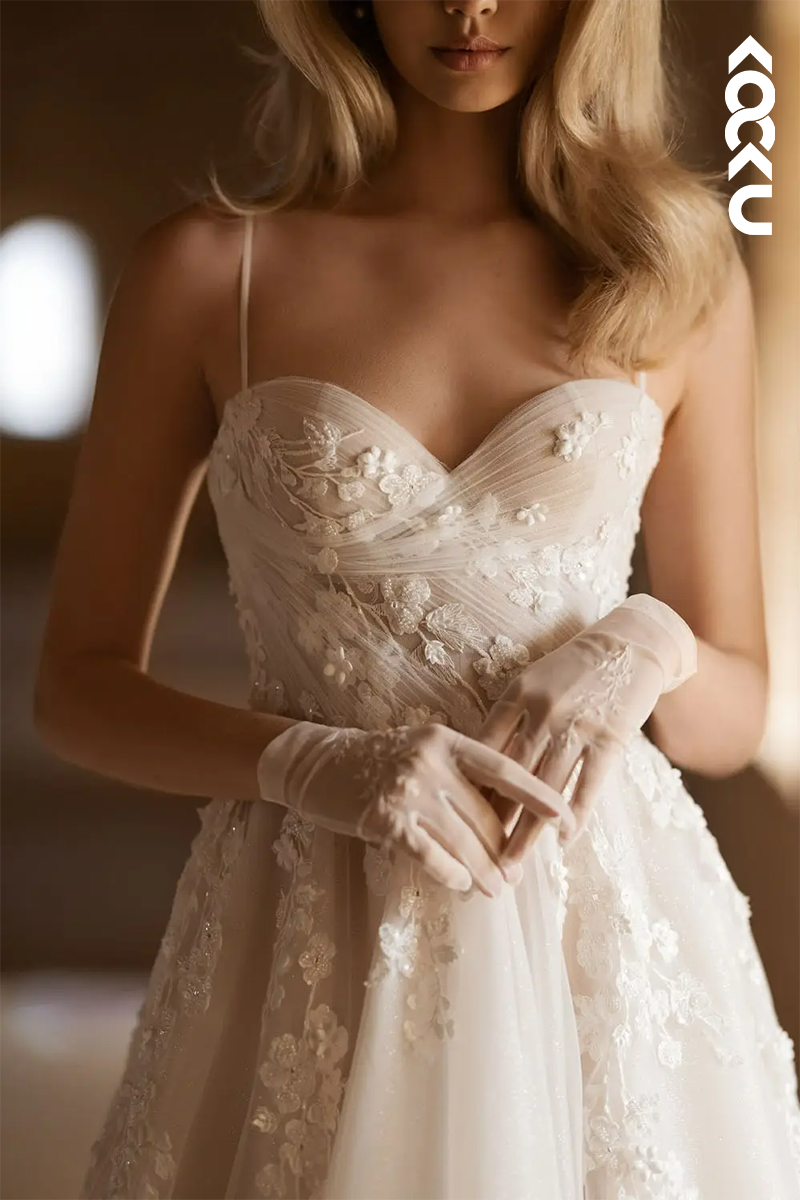 K1581 - Sweetheart Spaghetti Straps Appliqued Tulle A-Line Long Wedding Dress