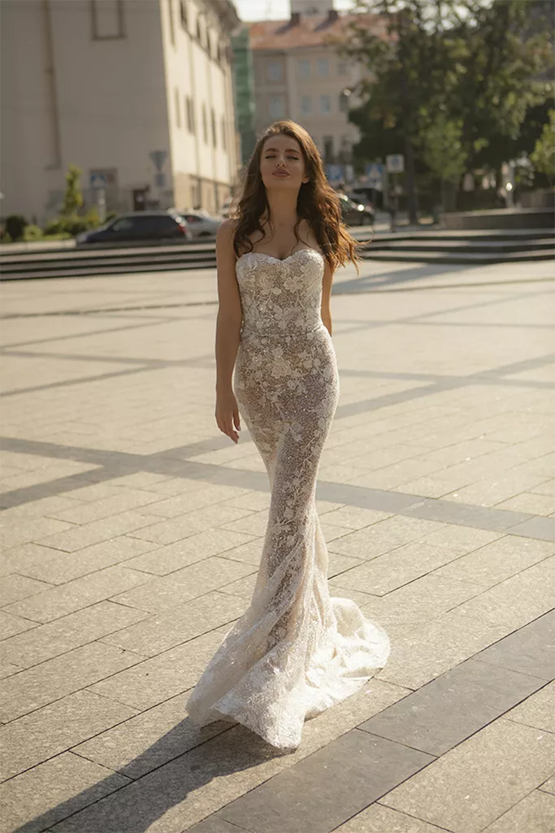 K1626 - Sweetheart Strapless Sleeveless Lace Sheer Mermaid Long Wedding Dress