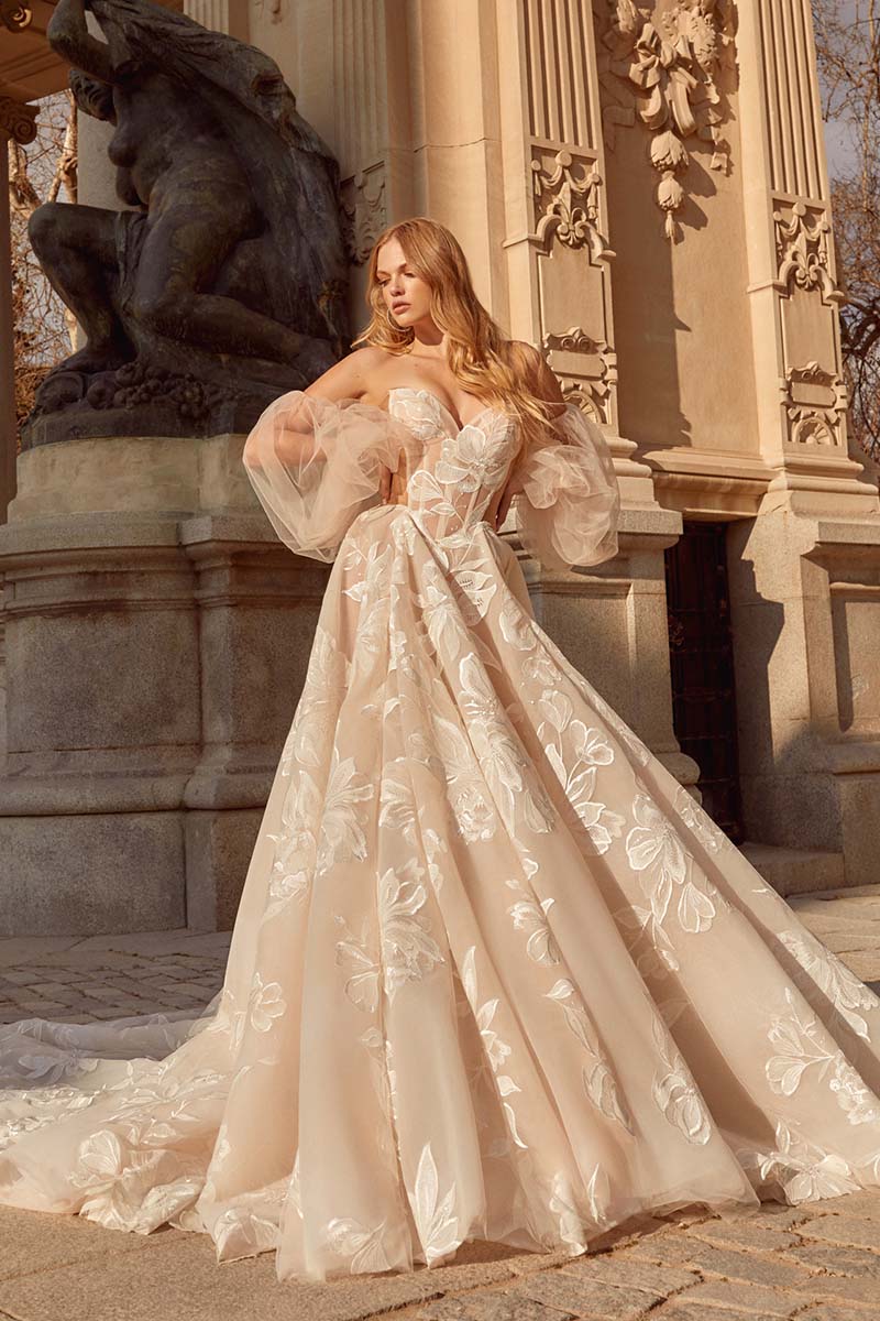 K1638 - Sweetheart Strapless Long Sleeves Sheer Tulle A-Line Long Wedding Dress