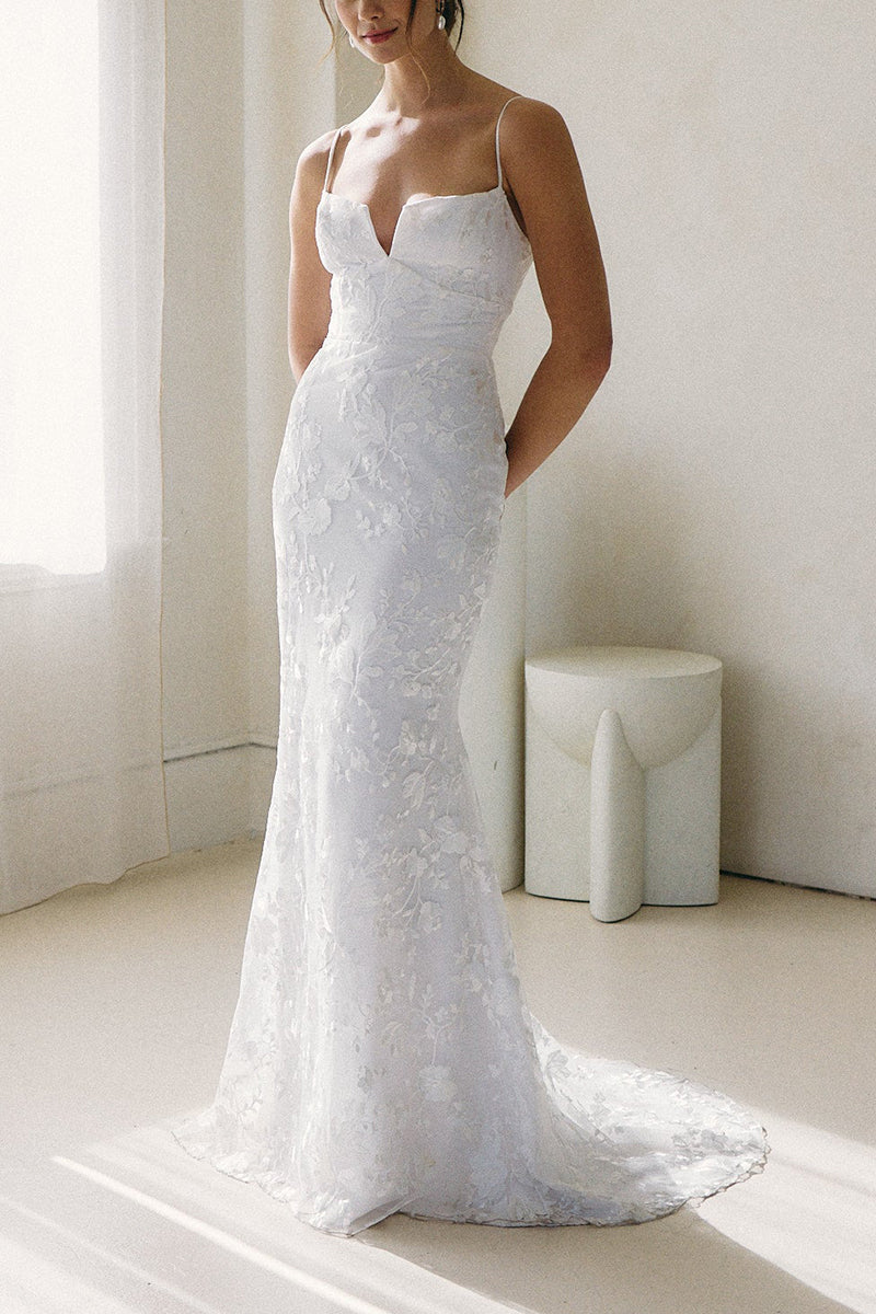 K1664 - V-Neck Spaghetti Straps Sleeveless Lace Tulle Mermaid Long Wedding Dress