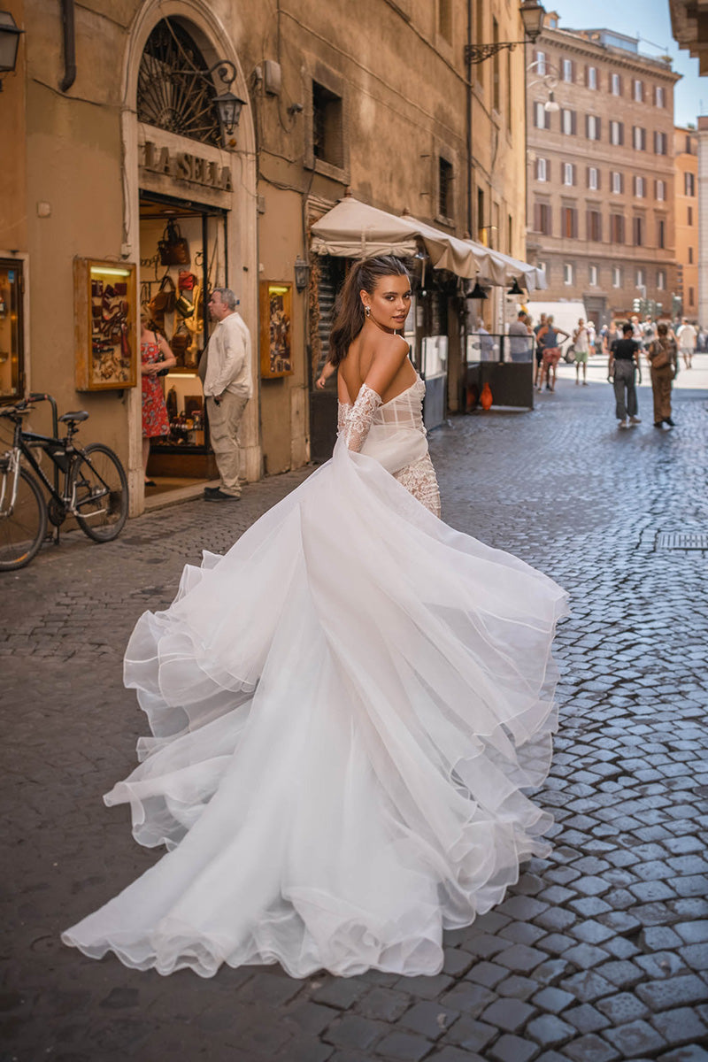 K1701 - Sweetheart Strapless Lace Sheer Tulle A-Line Long Wedding Dress With Slit