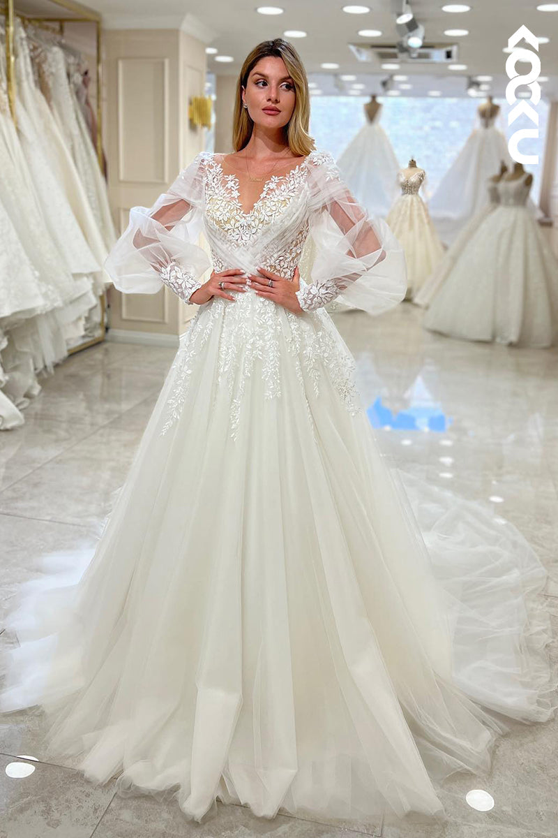 K913 - A-Line V-Neck Tulle Appliques Long Sleeves Bohmian Beach Wedding Dress