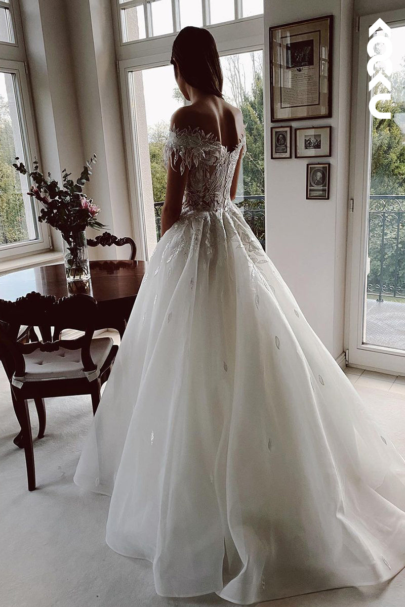 K931 - A-Line Off-Shoulder Tulle Appliques Sleeveless Bohmian Beach Wedding Dress