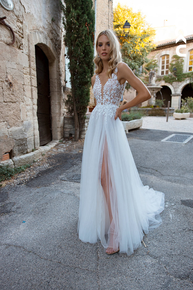 K977 - A-Line V-Neck Tulle Appliques Backless Bohmian Beach Wedding Dress