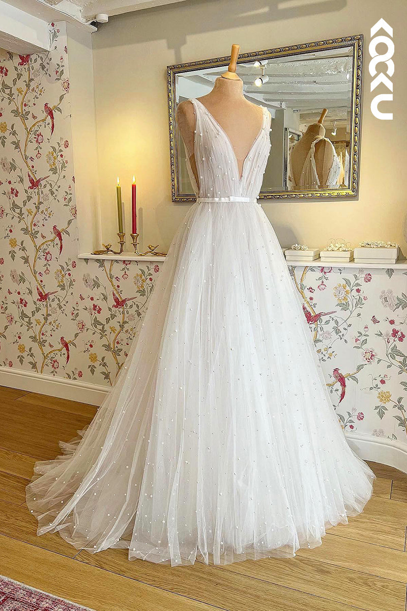 K987 - A-Line V-Neck Tulle Beaded Sleeveless Bohmian Beach Wedding Dress