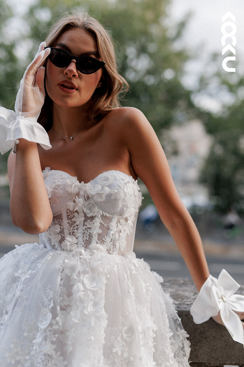 K1822 - Sweetheart Strapless Floral Appliqued Sheer Tulle A-Line Mini Wedding Dress