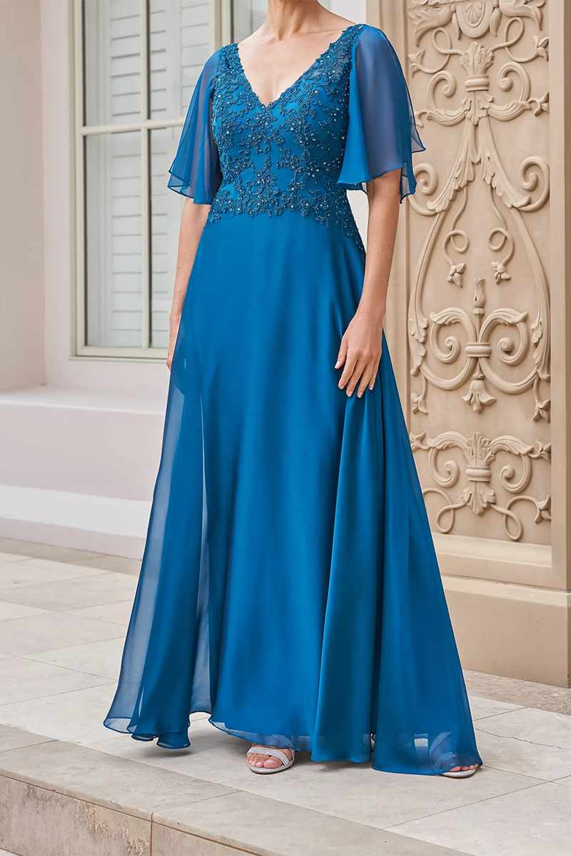 M6054 - V-Neck Short Sleeves Appliqued A-Line Mother of the Bride Dress