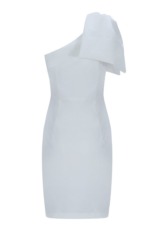 One Shoulder Bowknot Shoulder Bandage Dress