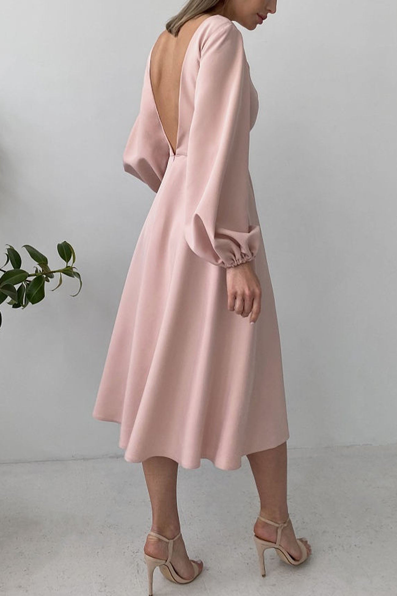 Solid Color Backless Lantern Sleeve Midi Dress