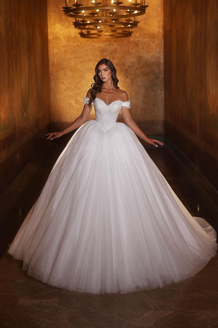 Princess-like Sweetheart Long White Off-the-shoulder A-line Glitter Wedding Dress With Lace