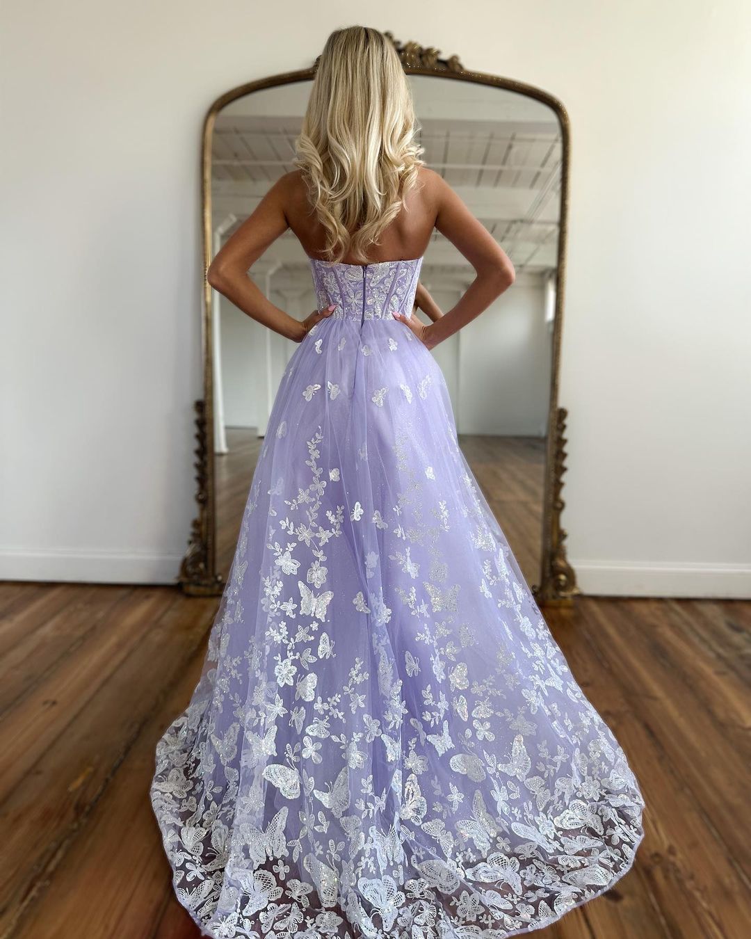 Amazing Long Lilac A-line Sweetheart Strapless Prom Dress with Elegant Lace Details