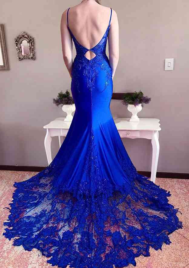 Amazing Trumpet/Mermaid V-Neck Spaghetti Straps Prom Dress/Evening Dress With Appliqued Beading and Court Train