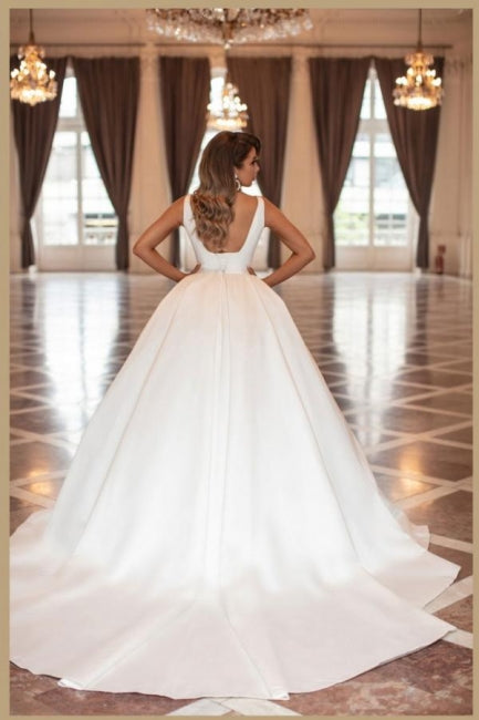 Ballbella Chic Chic Modern White Satin Wedding Gowns Sleeveless