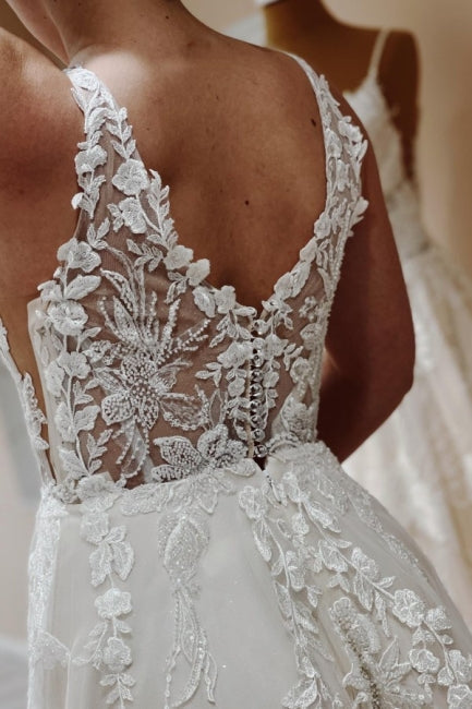 Ballbella Sparkly Chic Wedding Gowns With Lace V-neck