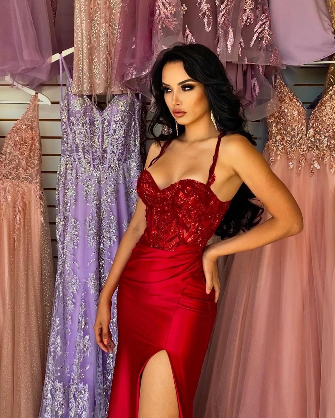 Vibrant Red Spaghetti-Strap Sequined Lace Sleeveless Prom Dress Featuring a Slit