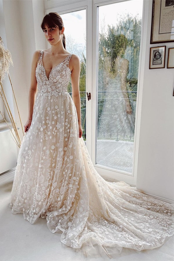 Beautiful V-Neck Wedding Dress Lace Sleeveless