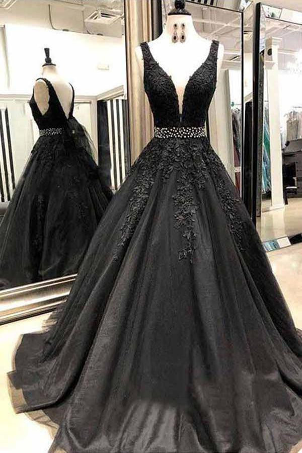 Black V-Neck Lace Prom Dress Long Sleeveless Evening Gowns With Beads