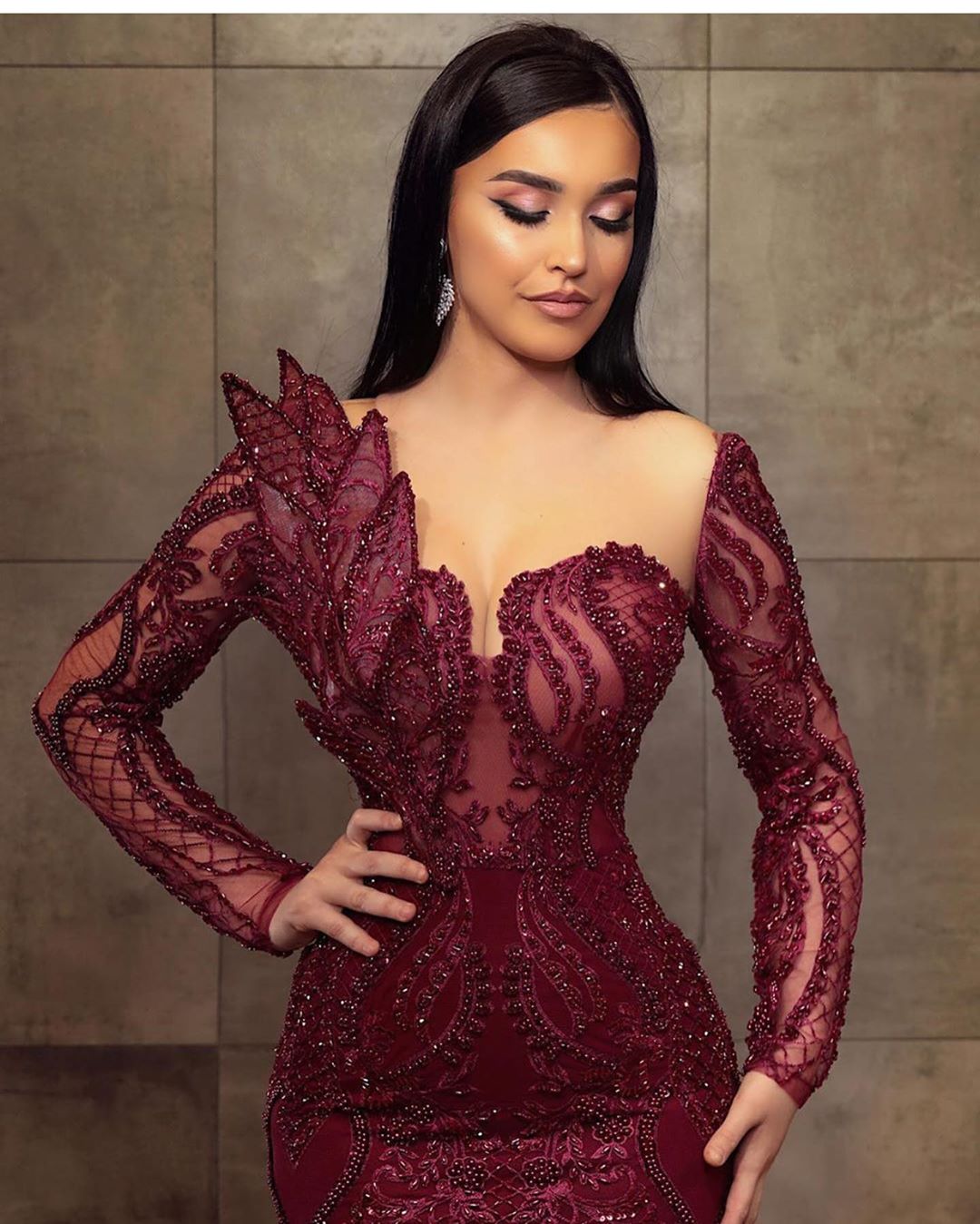 Burgundy Long Sleeves Prom Dress Mermaid Long With Beadings