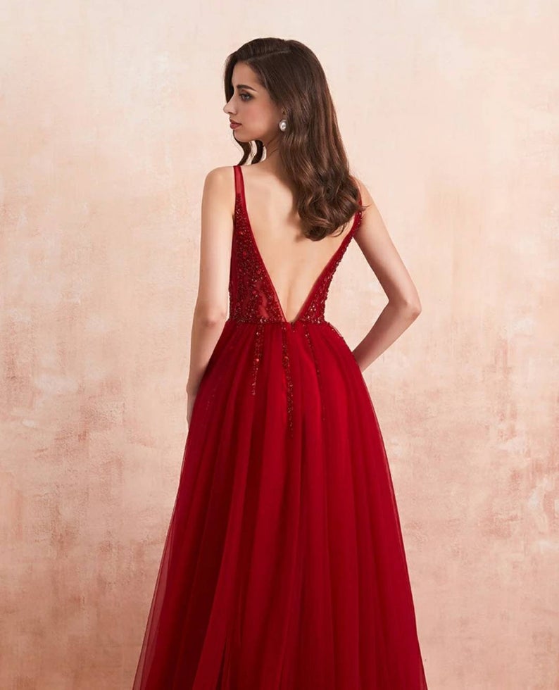 Burgundy V-Neck Sleeveless Long Evening Dress With Split Lace Appliques