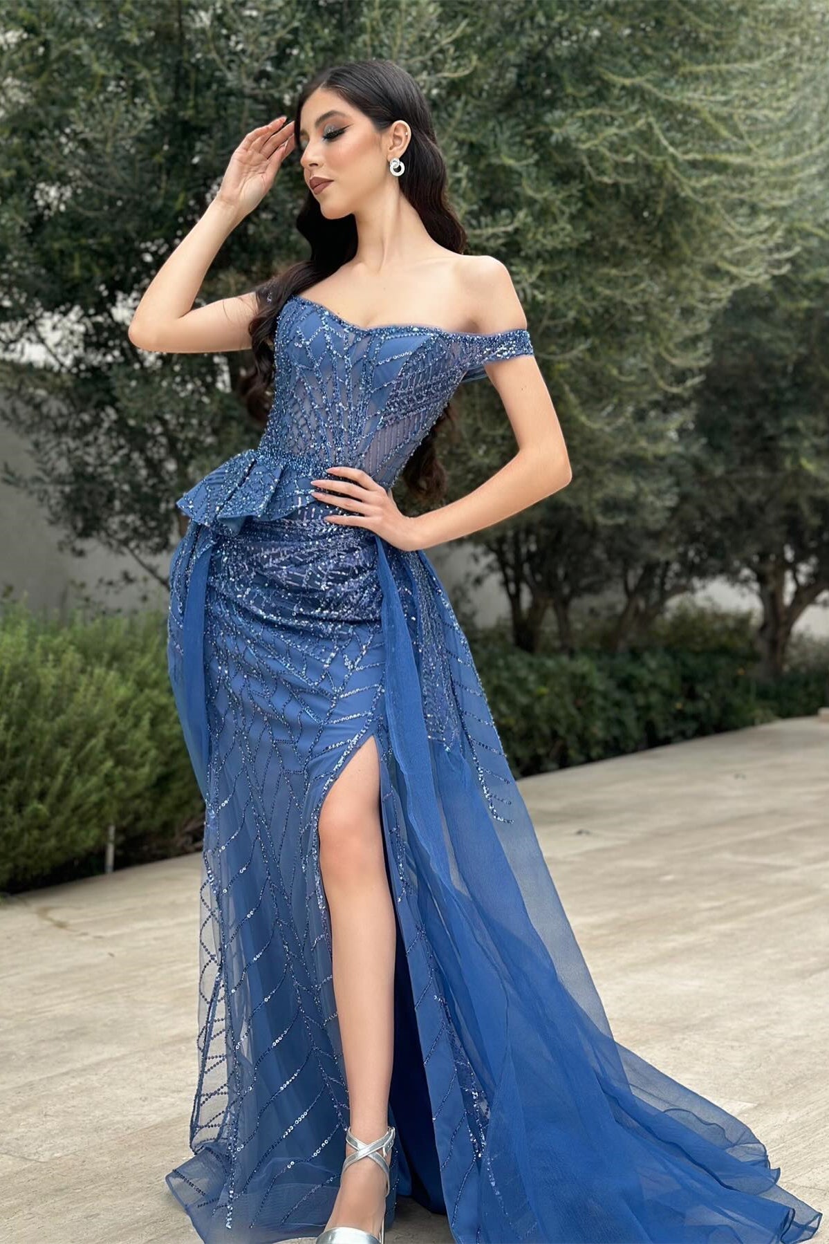 Charming Column Tulle Lace Off-The-Shoulder Sleeveless Sky Blue Prom Dress with Split Detail