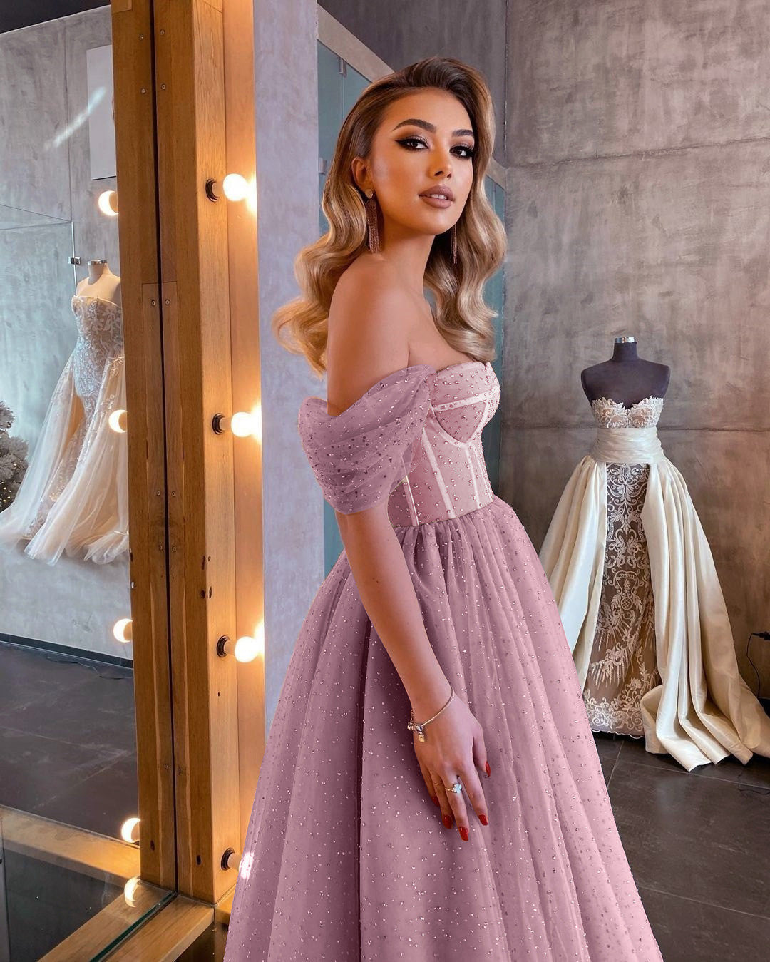 Beautiful Off-the-Shoulder Sequins Tulle Short Prom Dress