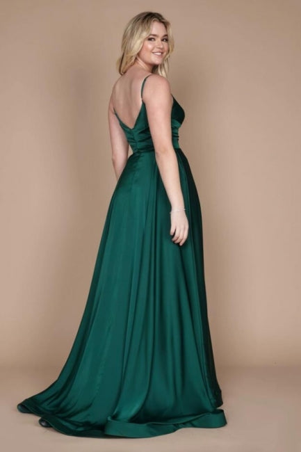 Chic Green Spaghetti-Straps Sleeveless Column Satin Evening Dresses With Ruffles