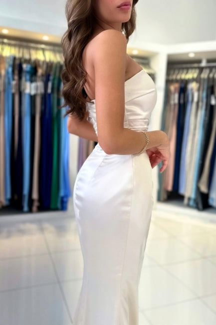 Chic Sweetheart Sleeveless Column Satin Evening Dress with Front Slit