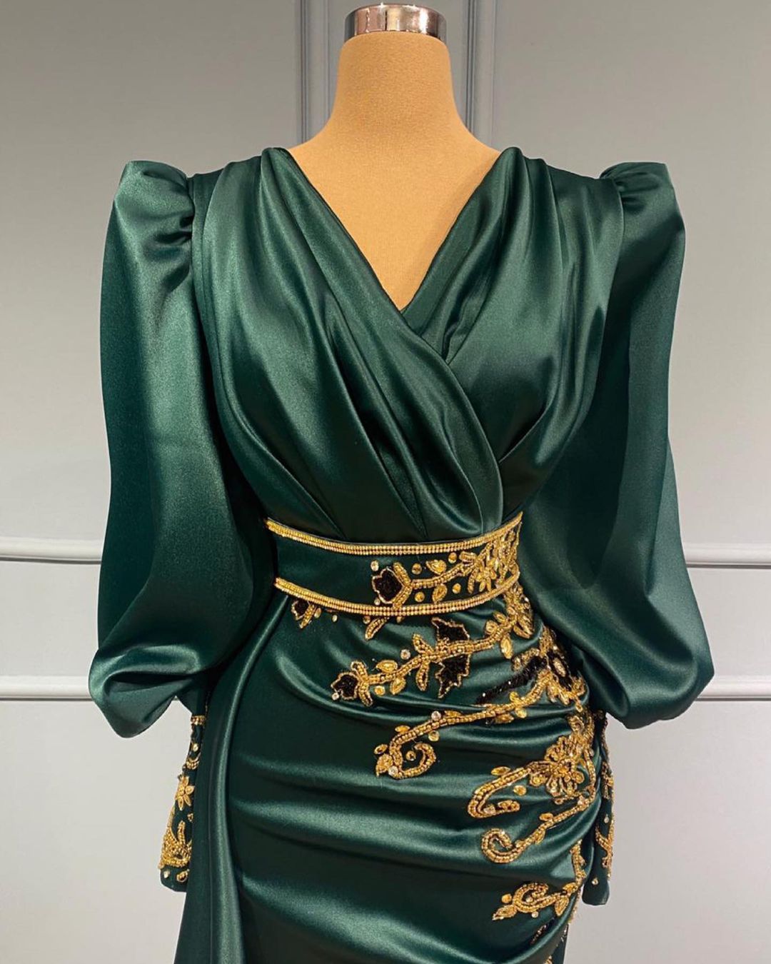 Dark Green Mermaid Prom Dress Long Sleeves With Beadings